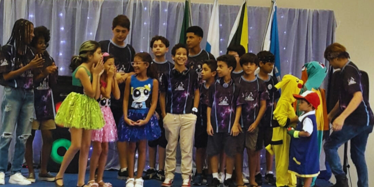 Equipes Ajuda Robótica em Torneios de Robótica - 4