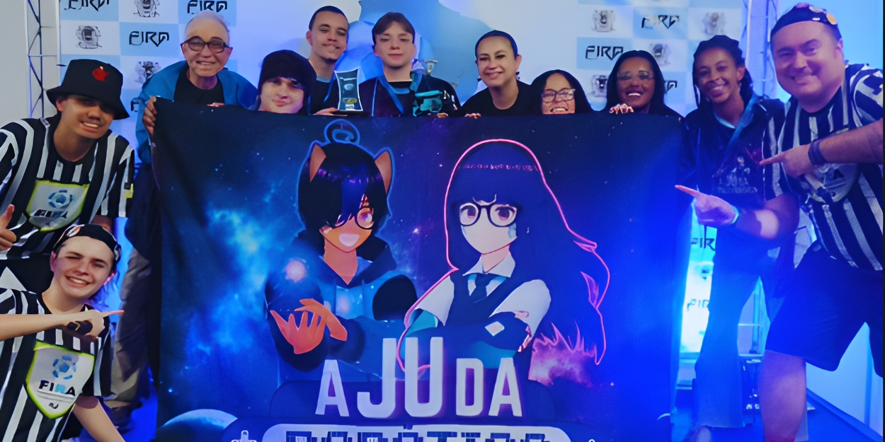 Equipe EZodium no Podium do FIRA